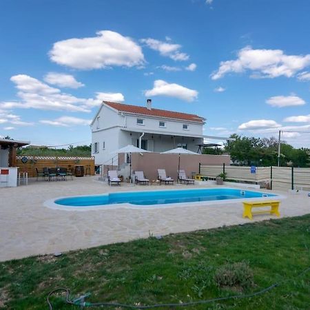 Villa Kuca Za Odmor M&J à Benkovac Extérieur photo