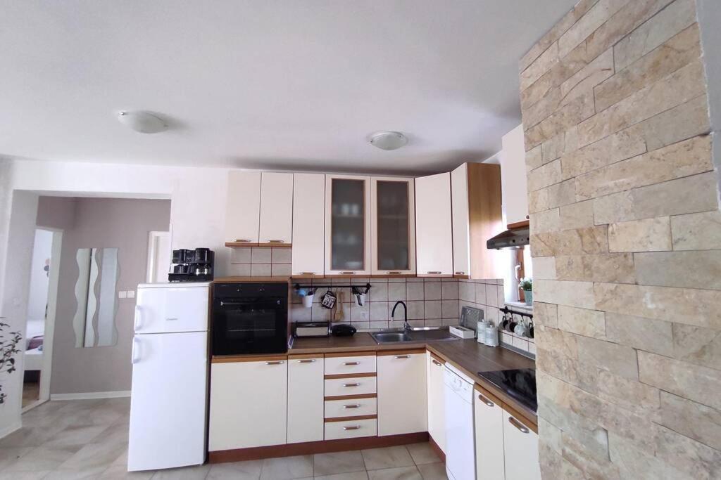 Villa Kuca Za Odmor M&J à Benkovac Extérieur photo